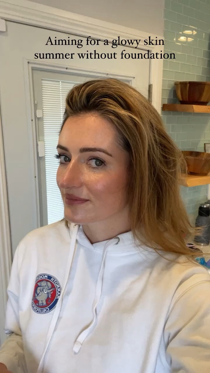 Summer skincare + makeup 

#LTKstyletip #LTKbeauty #LTKBeautySale