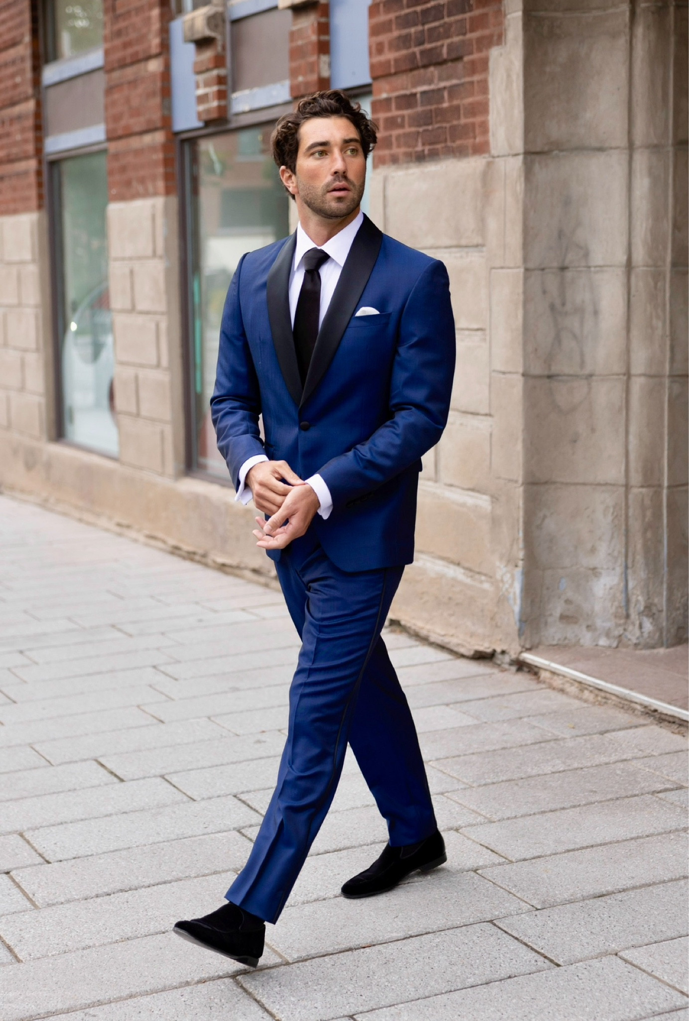 Hard not to feel good in a tux!

#LTKMens #LTKStyleTip
