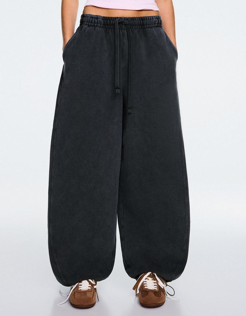 Barrel-Jogginghose mit Stoppern - Hosen - Damen | Bershka DE