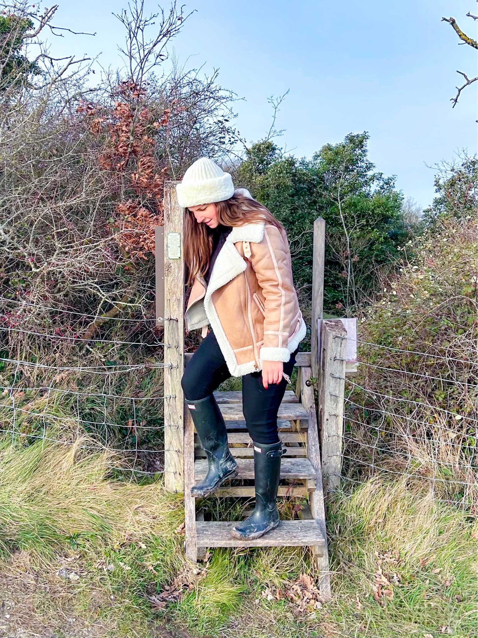 Country Walk Outfit 🥾 

#LTKmidsize #LTKeurope #LTKSeasonal
