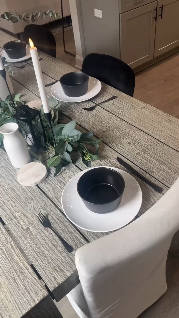 Dining table decor, spring dining room ideas, spring decor, spring dining table decor, neutral home, modern dining table, modern dining room, minimalist home decor, spring tablescape, modern tablescape

#Diningroom
#diningtable
#diningroomdecor
#diningtabledecor
#springstyle
#springdiningtable
#springdiningroom
#springdecorideas

#LTKhome #LTKSeasonal #LTKSpringSale