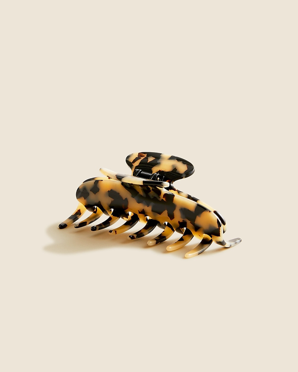 Large claw hair clip in tortoise | J. Crew US