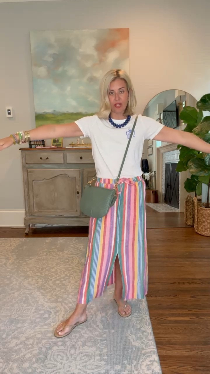 Boden favorites on sale for 25% off EVERYTHING with code 3PPA! A maxi skirt is perfect for hot summer days. Boden never disappoints with their bright colors & fabulous fabrics. I’m in xs tee, 2 skirt & 8 sandal. @Boden (US)