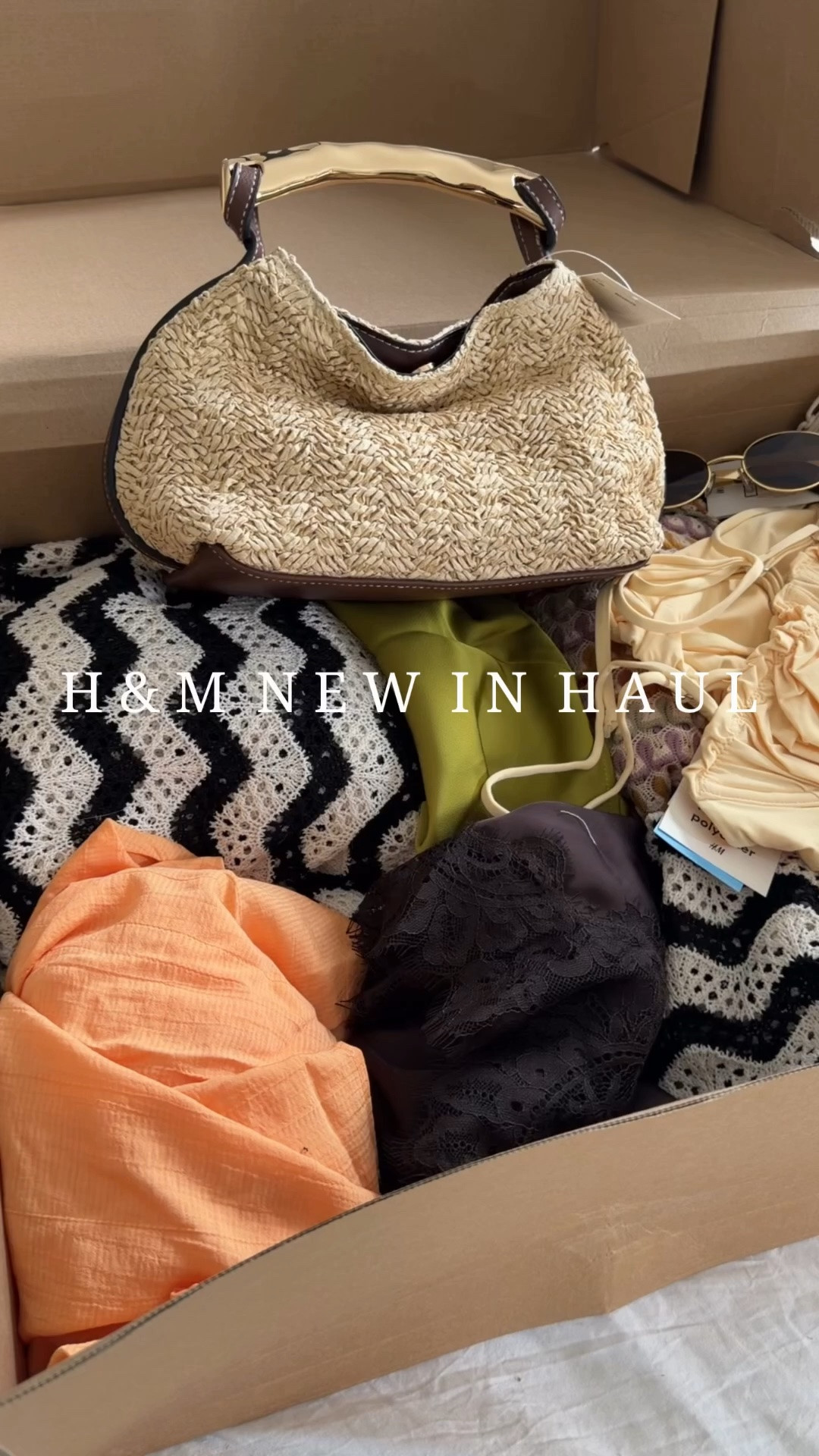 H&M unboxing ✨

Tags: Summer outfits, casual outfit, city break style, holiday outfits, date night looks, Ibiza outfits, Zara style,trending outfits, elevated casual, neutral style, Zara outfit, outfit formula, style tips, capsule wardrobe, chic, what to wear, Miu Miu bag

#LTKunder100 #LTKSeasonal #LTKbasics #LTKcapsule  #LTKvacation  #LTKholiday

#LTKsummer #LTKuk #LTKsummer #LTKfestival