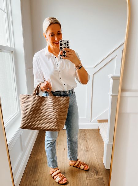 Jeans

Levi’s 501 original fit - wearing true size. Went with a shorter inseam to have a cropped look. 

Neghadi St Barths large tote

Sam Edelman sandals 

White shirt

#classic #levis #straightleg #jeans #tote #sandals 





#LTKstyletip #LTKover40 #LTKshoecrush