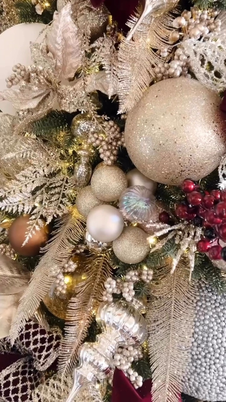 DIY ornament that looks luxe, takes minutes, and elevates your whole tree. 🤍✨

#LTKSeasonal #LTKHome #LTKHoliday