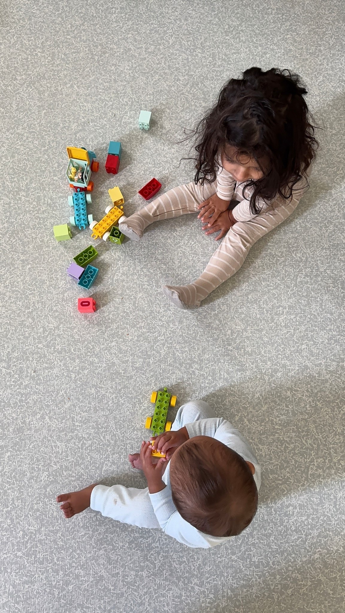LEGO DUPLO! 🌟 i can’t believe i didnt buy this toy earlier for my toddler! not only is it a functional train (what toddler doesn’t love) but it also is a tool for counting and building! 🧸🚂🪁

#LTKBump #LTKFamily #LTKBaby