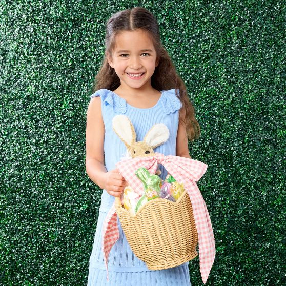 Scalloped Wicker Easter Basket | Mark and Graham
