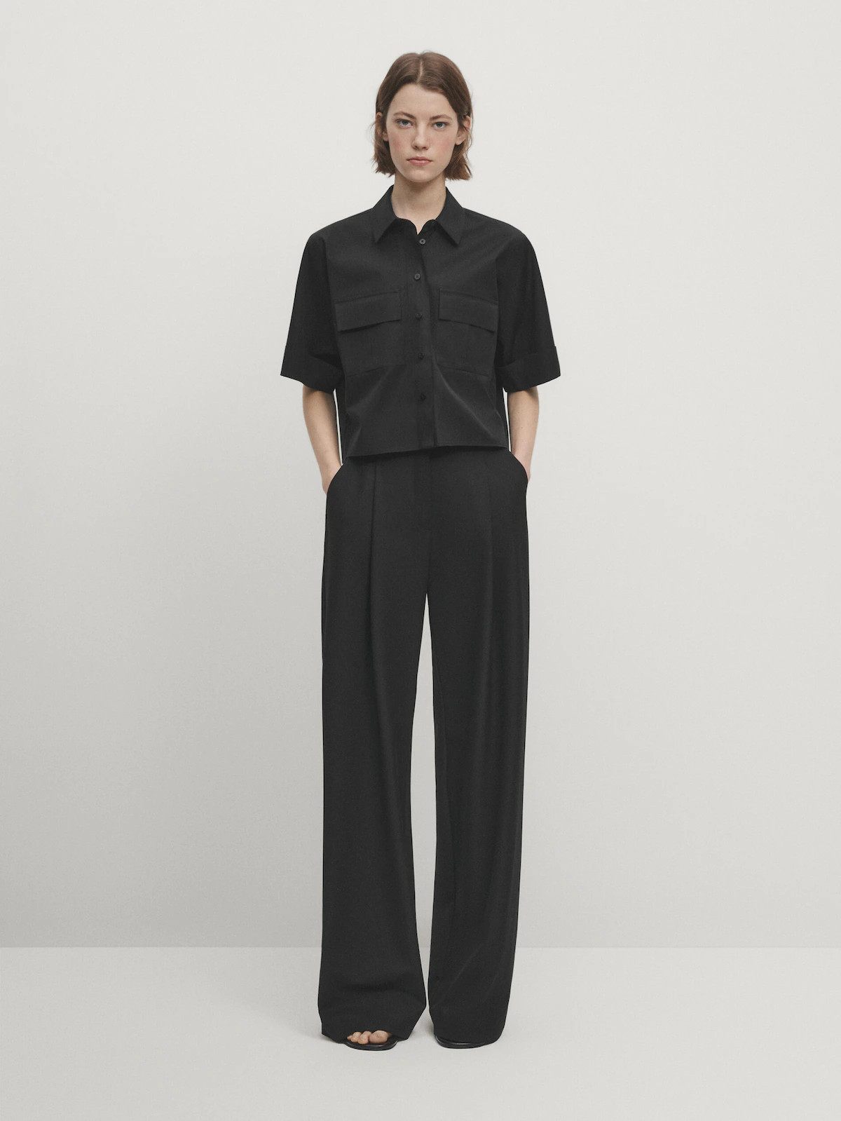 Short sleeve cropped cotton shirt with pockets - Studio | Massimo Dutti US