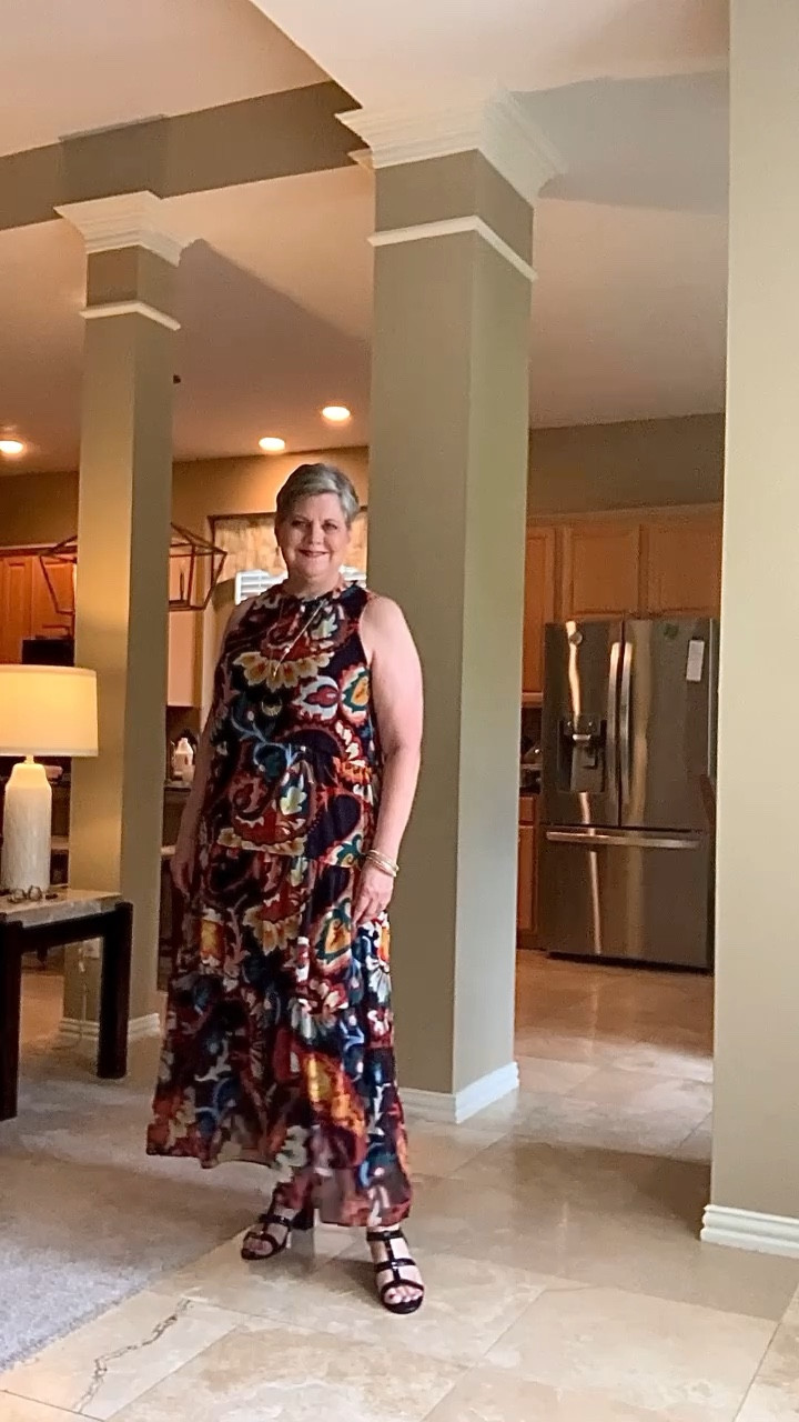 Fall Wedding 

This chiffon tiered dress from
Chicos screams fall wedding.

Wear as is or add a belt.

Also comes in petite.

#LTKmidsize #LTKSeasonal