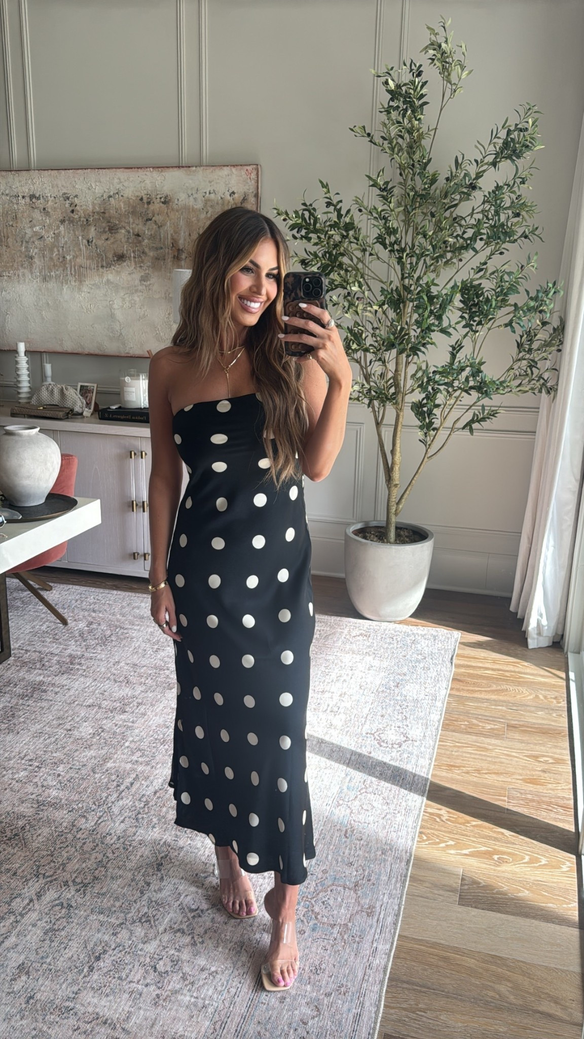 Wearing size small in this dress 
Use code: Hollie40 for 40% off!