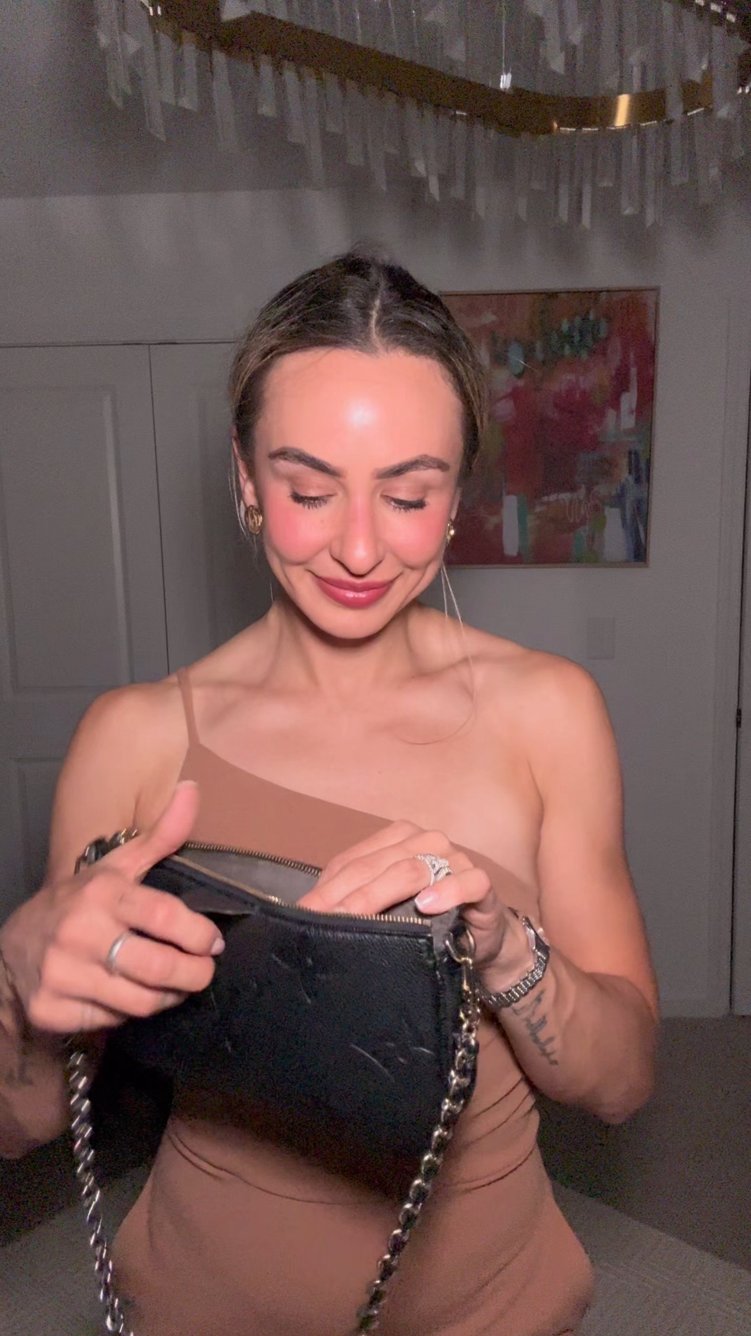 ✨ What’s In My Bag: Travel Edition ✈️
These are the ride-or-die essentials I never leave for a trip without — from beauty to battery backup.

✔️ My go-to SPF for glowing, protected skin
✔️ Personal wellness must-haves (hello, hydration + protection!)
✔️ Compact beauty saviors that keep me fresh on the go
✔️ A lifesaver battery that charges ALL my devices (because low battery isn’t an option 🪫➡️🔋)

Whether you’re hopping on a plane or heading out for the weekend, these picks have you covered from wheels up to wind-down.

#LTKTravel #LTKBeauty #LTKSeasonal