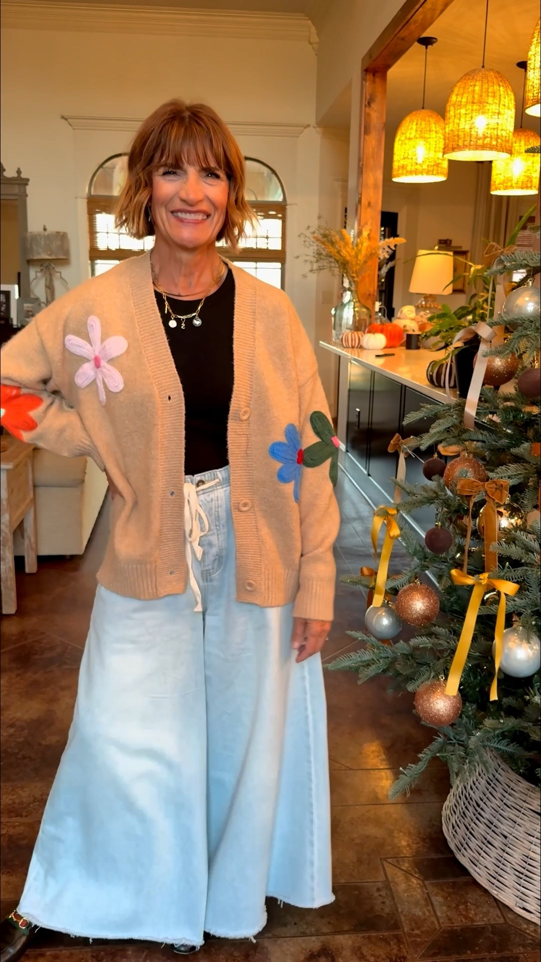 Amazon sweaters for the win! 🤎😍

#LTKHoliday #LTKSeasonal #LTKootd