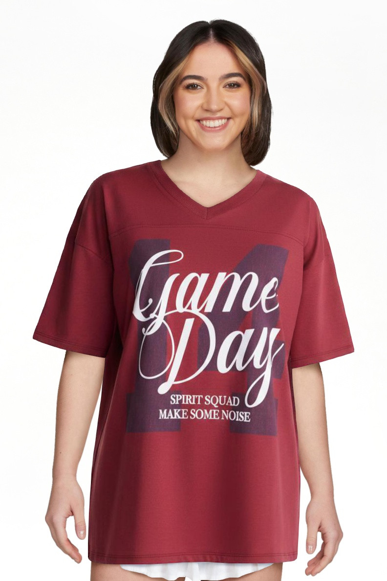 No Boundaries Oversized Graphic V Neck Football Tee, Women's XXS-XXL | Walmart (US)