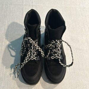 Crown Vintage Womens Combat Boots Black w/ Striped Laces Hiking Boots Size 7 | Poshmark