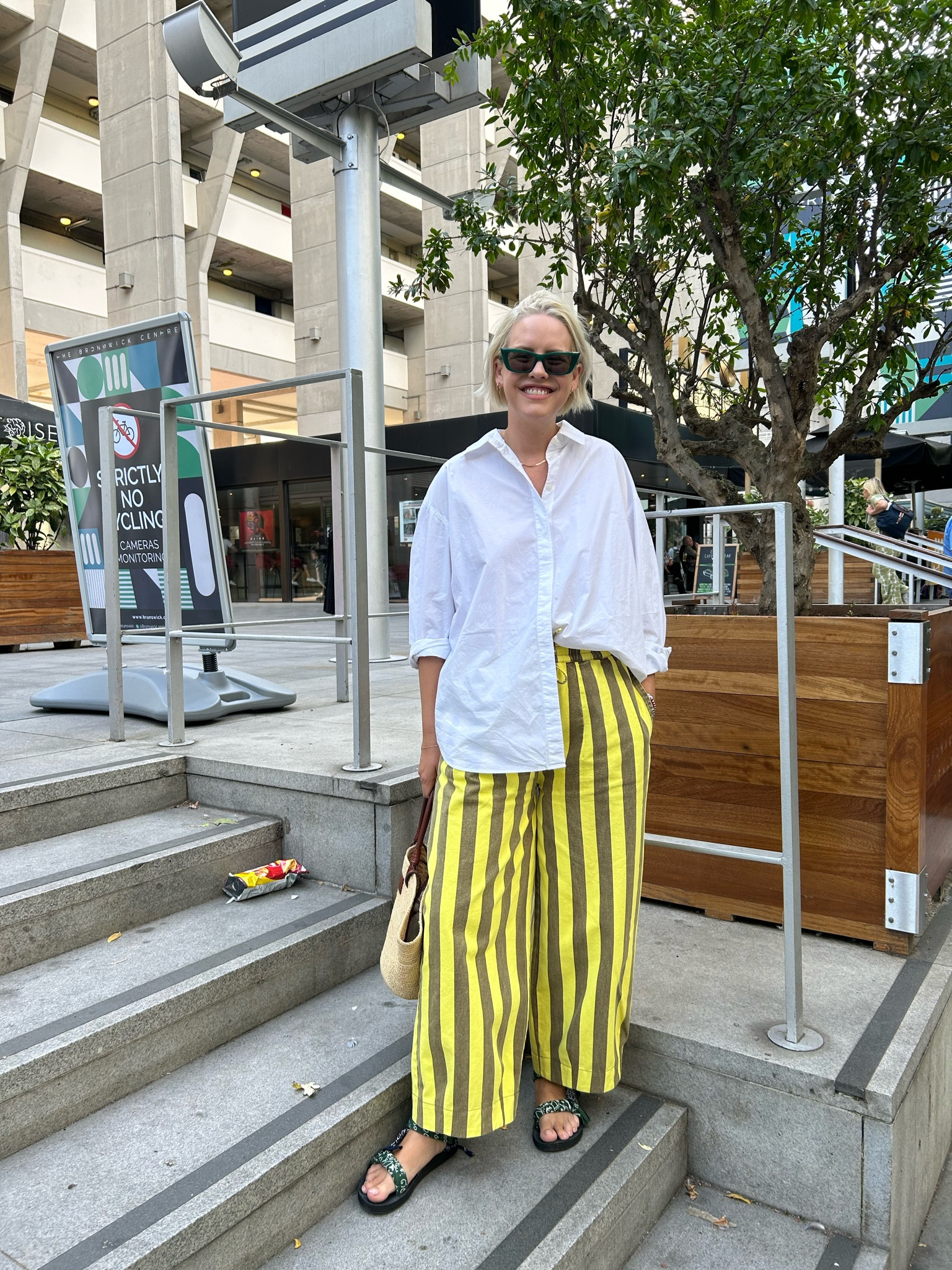 Elasticated waist trousers are my answer to most sartorial dilemmas 

Trousers AD/PR product


#LTKsummer #LTKuk