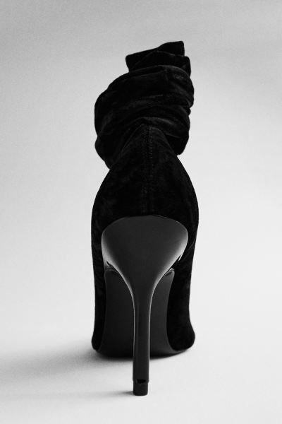 Knee-high Sock Boots - Black - Ladies | H&M US | H&M (US + CA)