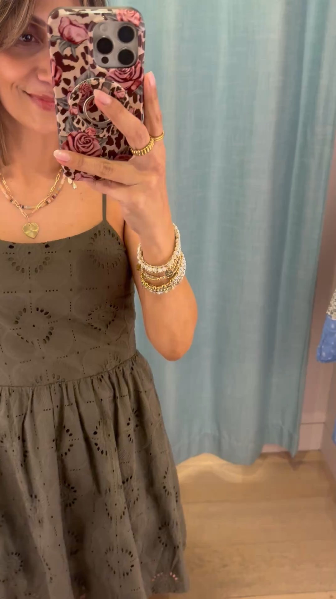 The cutest green dress 


#LTKOver40 #LTKParties #LTKFindsUnder100