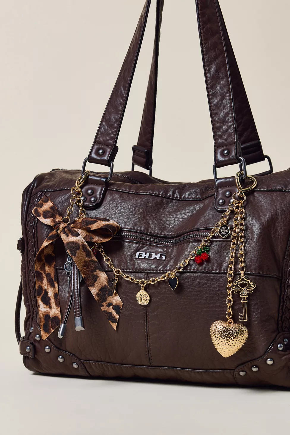 Charmed Bow Charm Bag Chain | Urban Outfitters (US and RoW)