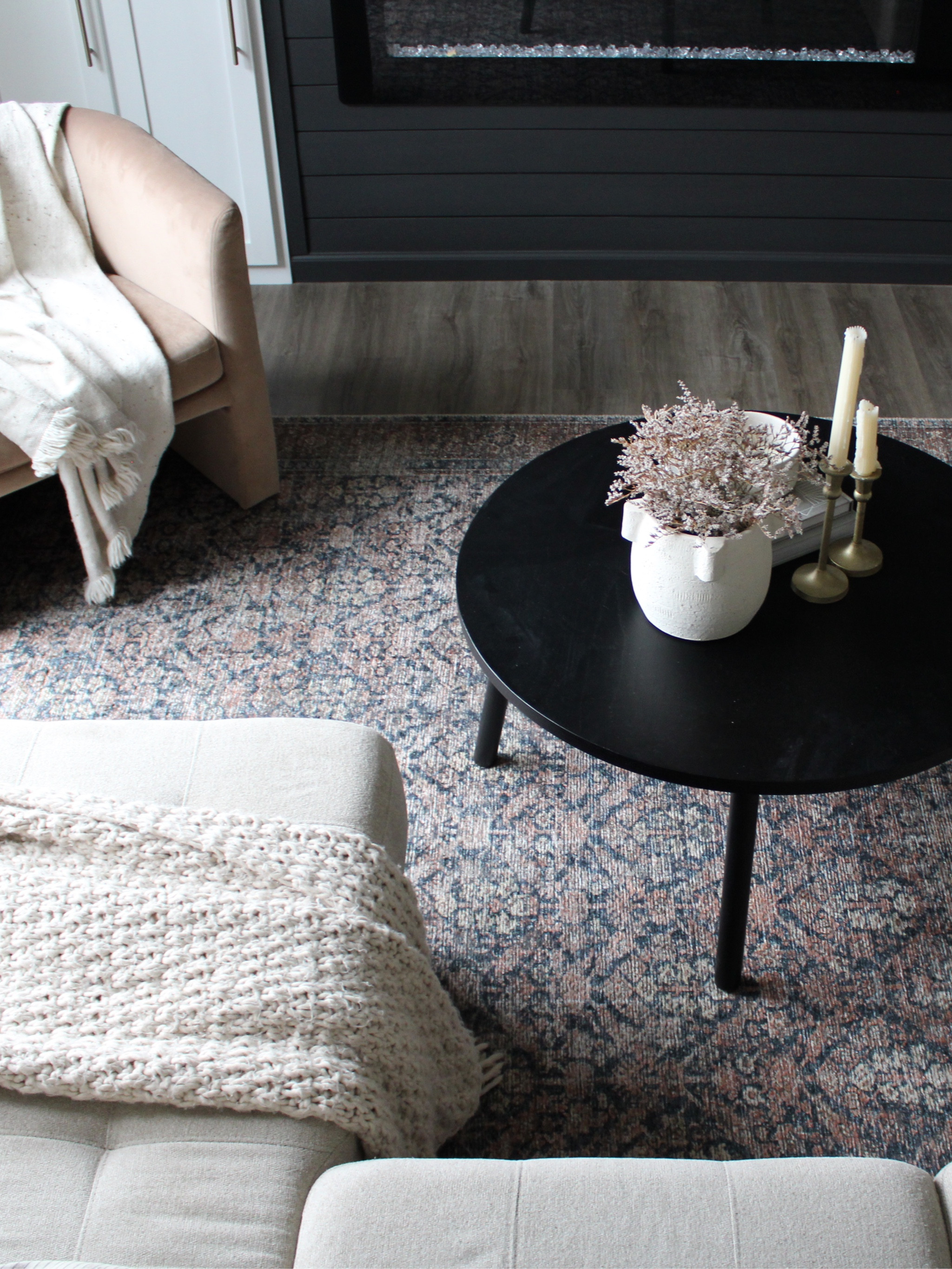 Way Day Sale! Loloi Amber Interiors Billie Ink/Salmon

Pictured: 8’6” x 11’6"

#LTKhome #LTKsalealert #LTKFind