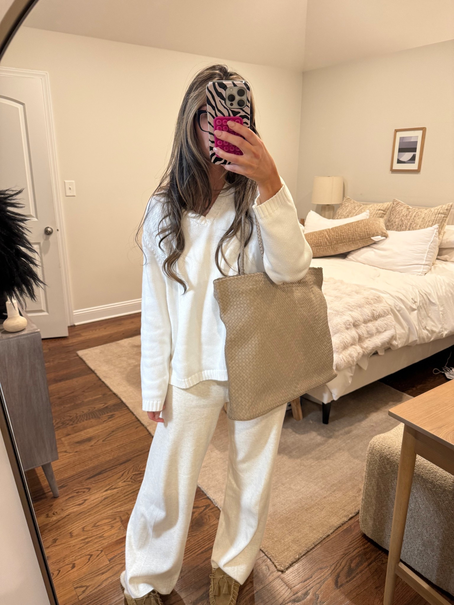 Casual Sunday ootd 🌞 

#sundayootd #momootd #casualchic #aritzia #quince #springoutfits 

#LTKootd