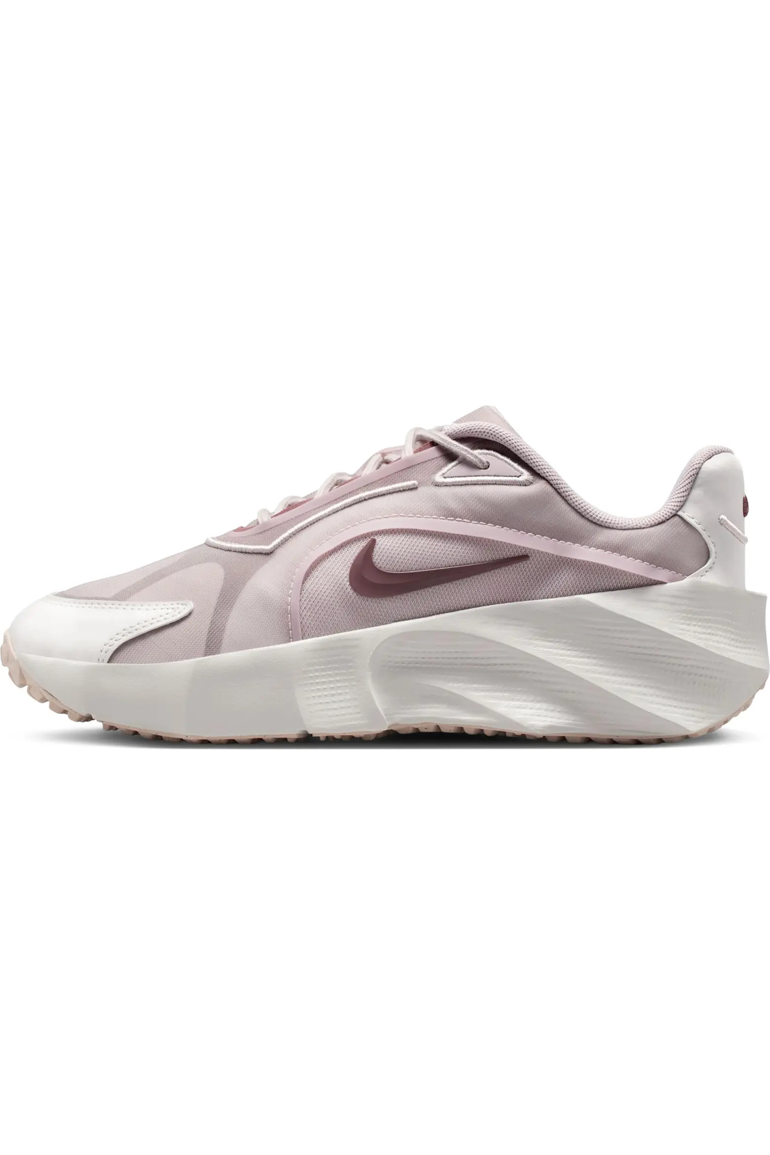Nike Aura Edge Sneaker (Women) | Nordstrom | Nordstrom