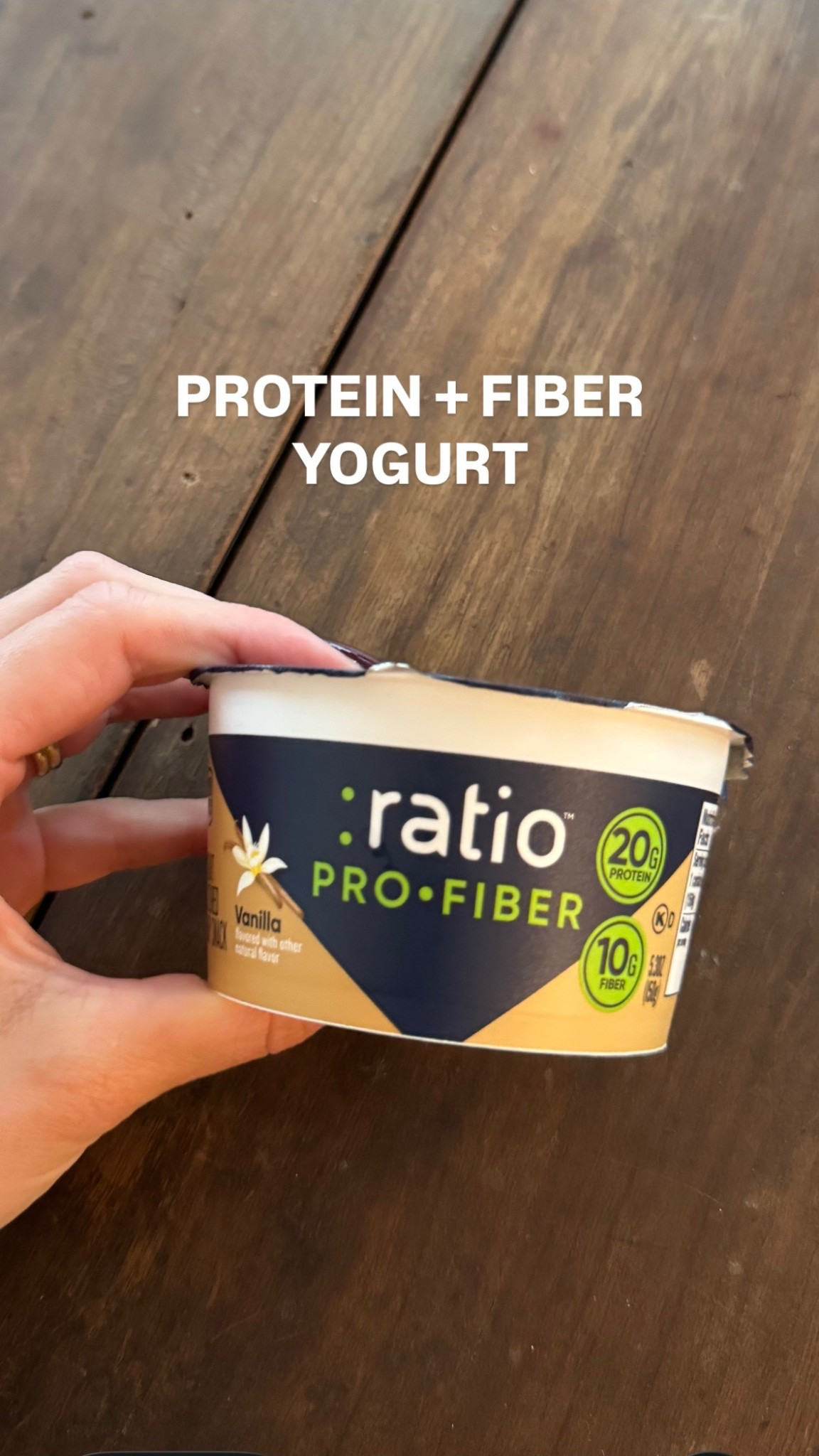 #ad my current favorite sweet bite at night 🤍a dessert that actually fills me up !! 20g protein + 10g fiber + warm apples + chocolate the most elite combo @Ratio @Target #SponsoredbyRatio