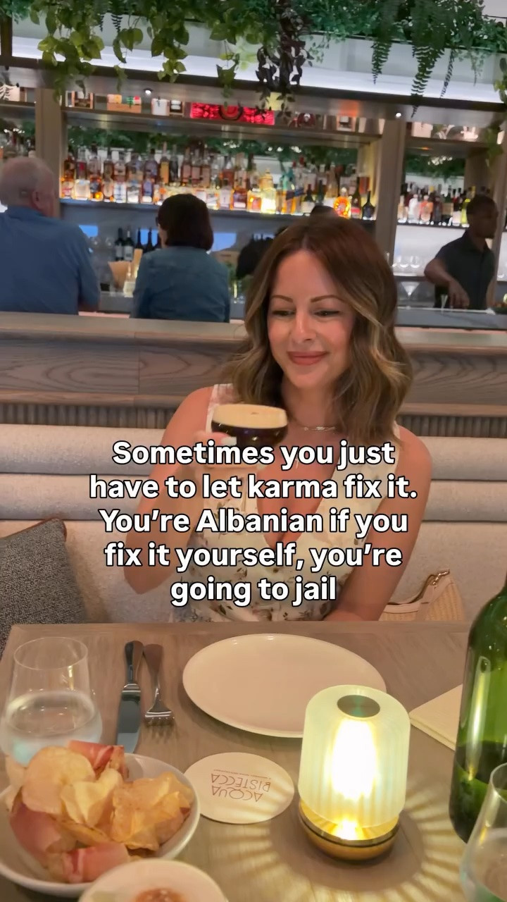 Ilda35 for 35% off @VICI 

If you know… you KNOW 🇦🇱😂

 #albaniangirl #albanianmom #balkan #balkanmom #relatable momhumor