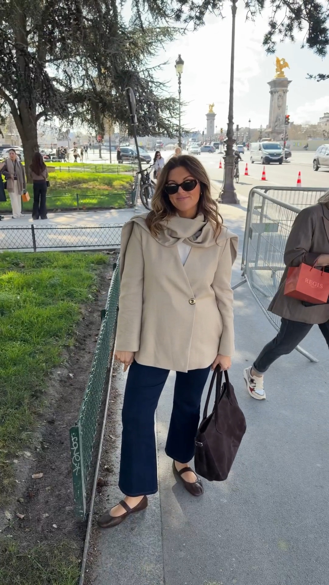 just an American girl trying to look chic sightseeing with my fam during PFW.

Blazer is from Zara (size medium) & in a 29 for denim 

#LTKTravel #LTKdayinmylife #LTKootd