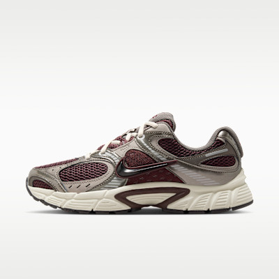 Nike Women's V5 RNR Shoes with Reflective Accents in White | HQ7901-100 | Nike (US)