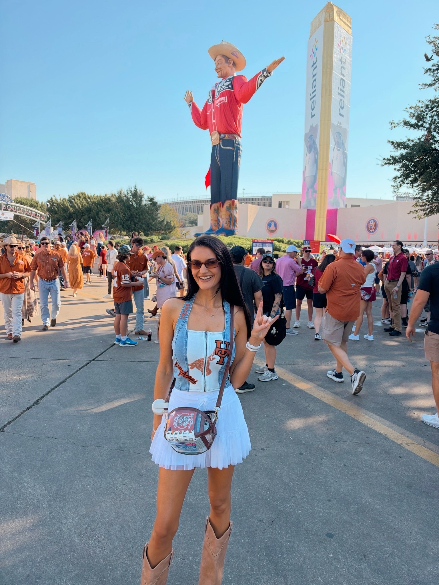 College game day outfit 
Football outfit 
NFL 
Game day