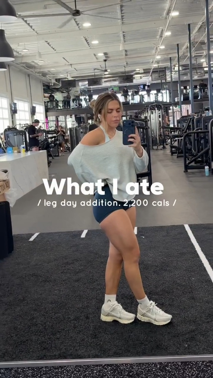 Use code KKFIT to save at Oner Active | I’ve really been trying to focus on my fiber intake. And the more consistent I am with it the better my digestion feels, inflammation decreases, and I feel more mentally clear. I was eating around 3-6g of fiber a day a couple months ago. NOT good. I slowly started increasing my fiber by about 5g every 5-7 days. I’m not perfect by any means but I’m falling around 25-30ish grams of fiber daily now. So that’s a win in my books!!! 🫶🏼✨⚡️ Chia seeds are a hidden treasure! 😜

#LTKfitnessgoals #LTKActive