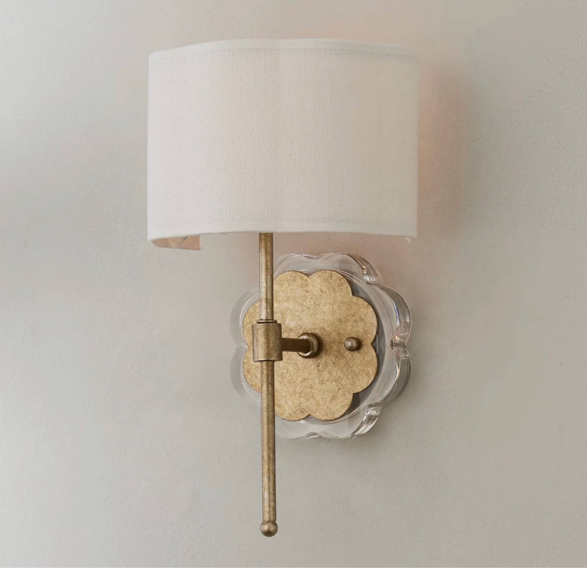 Grandmillennial, grandmillennial light, grandmillennial sconce, sconce, beach house, traditional, traditional style, acrylic, acrylic sconce, gold sconce, gold, coastal, coastal house, coastal style, girls room, girls room light, nursery, nursery light 

#grandmillennial #grandmillennialdecor #chinoiserie #grandmillennialstyle #chinoiseriechic #blueandwhiteforever #blueandwhite #chinoiseriechicstyle #traditionaldecor #blueandwhitedecor #vintage #traditionalhome #vintagedecor #interiordesign #homedecor #southernhome #grannychic #vintagefinds #grandmillenialstyle #traditionalhomedecor #southernliving #classicdecor #blueandwhitehome #preppydecor #curateyourspace #antiques #shopvintage #decor #allaboutthemix

#LTKhome #LTKU #LTKstyletip