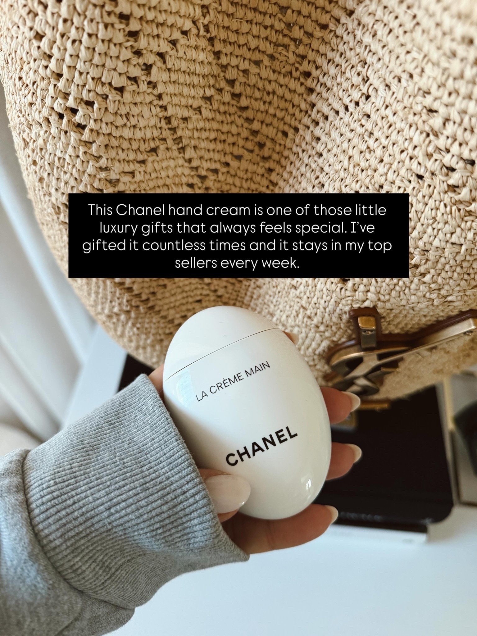 Makes the prettiest little luxe gift ✨ but honestly I love keeping this in my bag!🤍 pulling out a Chanel lip gloss + hand lotion just feels elevated every time! 💄👜✨


Beauty. Lip gloss. Luxe gifts. Luxe. Gifts for her. Gifts for mom.

#LTKBeauty #LTKSeasonal