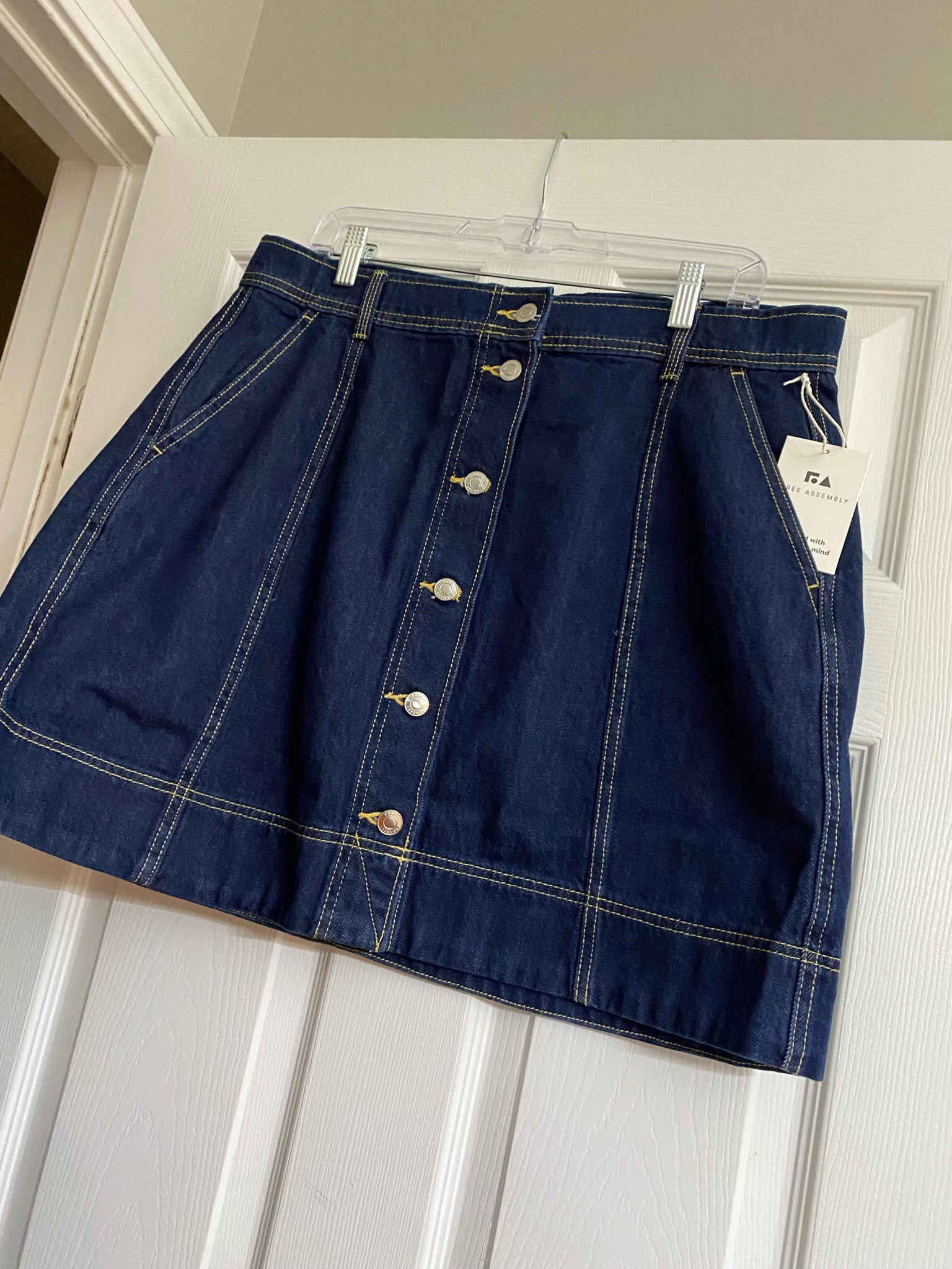 $24 denim skirt for Fall!! 

#LTKstyletip #LTKfindsunder50