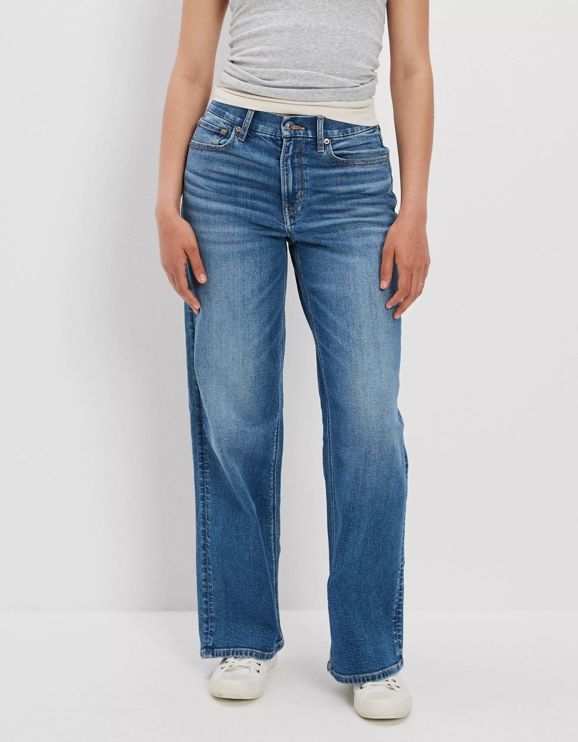 AE Stretch Curvy Super High-Waisted Baggy Straight Jean | American Eagle Outfitters (US & CA)