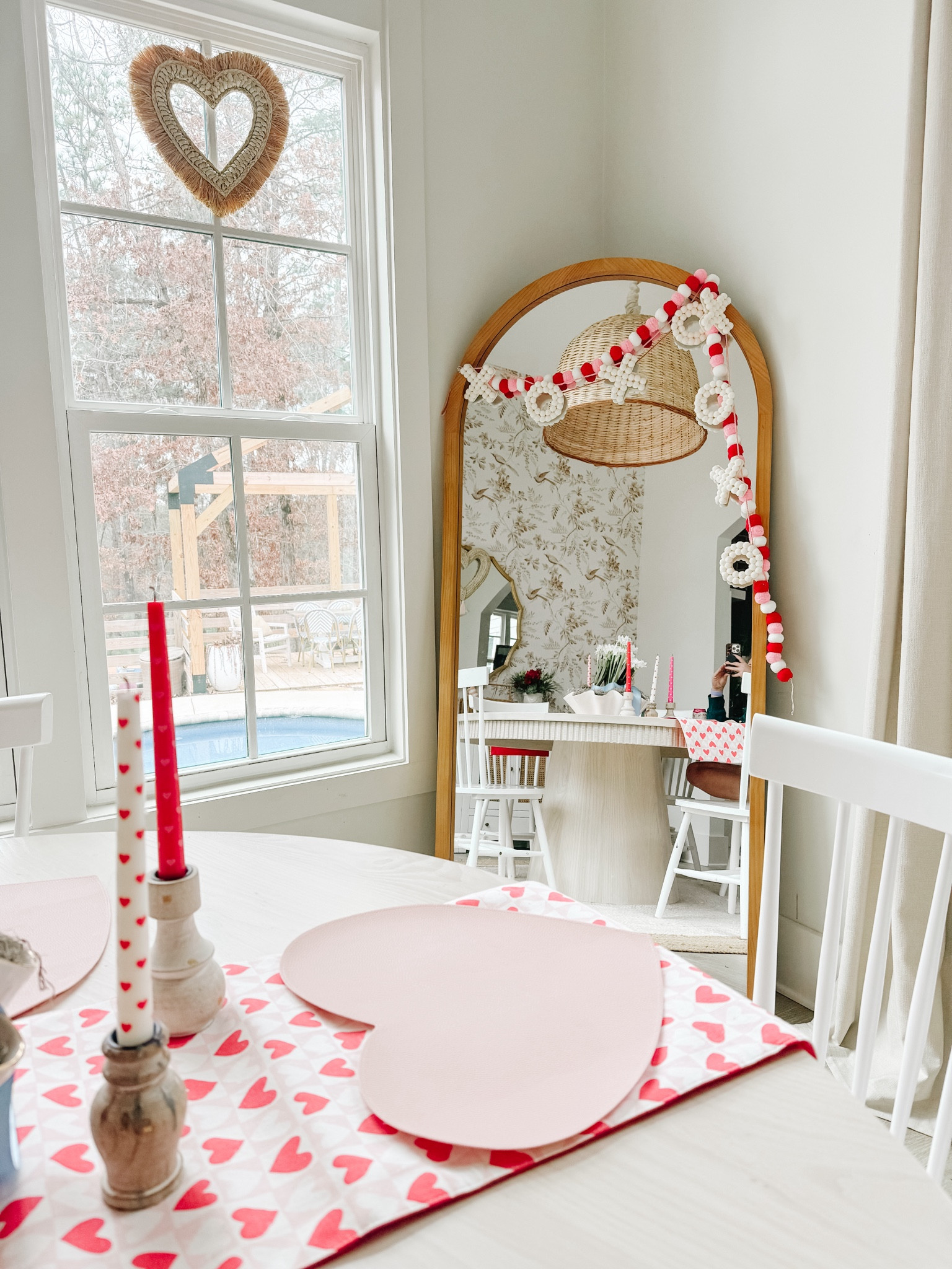 Valentine’s Day home decor !!! 

#LTKSeasonal #LTKhome #LTKfindsunder50