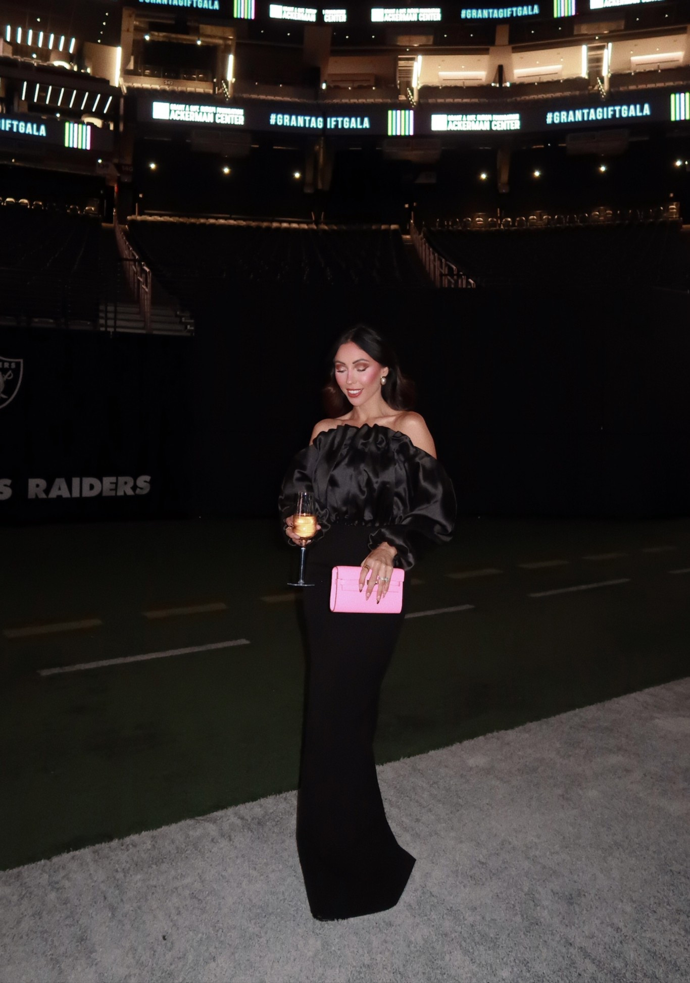 Gala Night ✨ wearing a size US 2 

#LTKHoliday #LTKWedding #LTKStyleTip