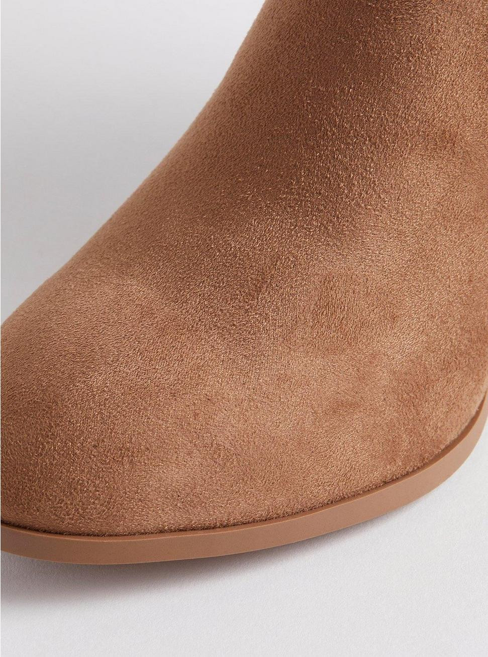 Block Heel Stretch Knee Boot (WW) | Torrid (US & Canada)