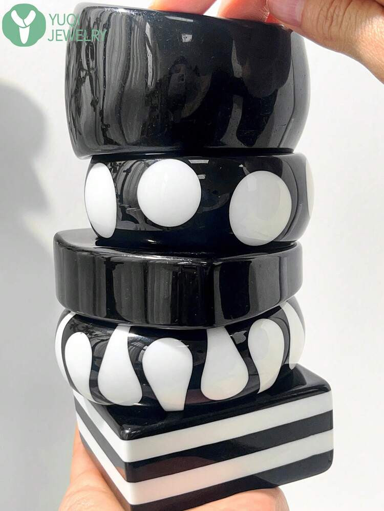 1pc Vintage Asymmetrical Geometric Tie Dye Black & White Resin Bracelet, Suitable For Daily And Formal Occasions, All-Season Elegant Wrist Accessory, Resort Jewelry, Decorative Accessory | SHEIN