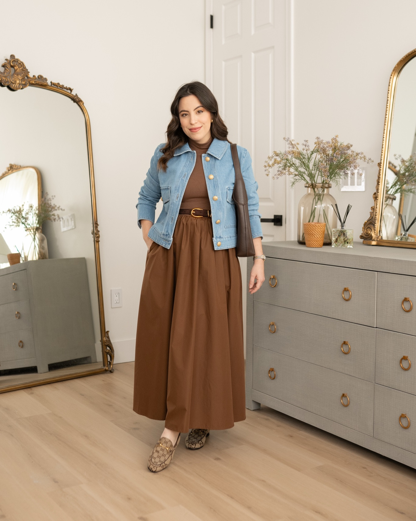 The best $40 dress (wearing size S)! Also obsessed with this denim jacket for Fall and this viral brown leather bag



#LTKBump #LTKFindsUnder50 #LTKItBag