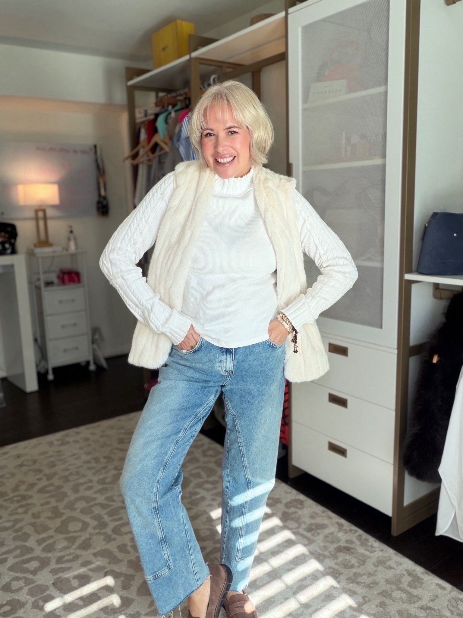 This outfit is so adorable!

Holiday look, holiday outfit, holiday fashion, trendy fashion, holiday outfit inspo

#LTKootd #LTKOver40 #LTKFindsUnder100