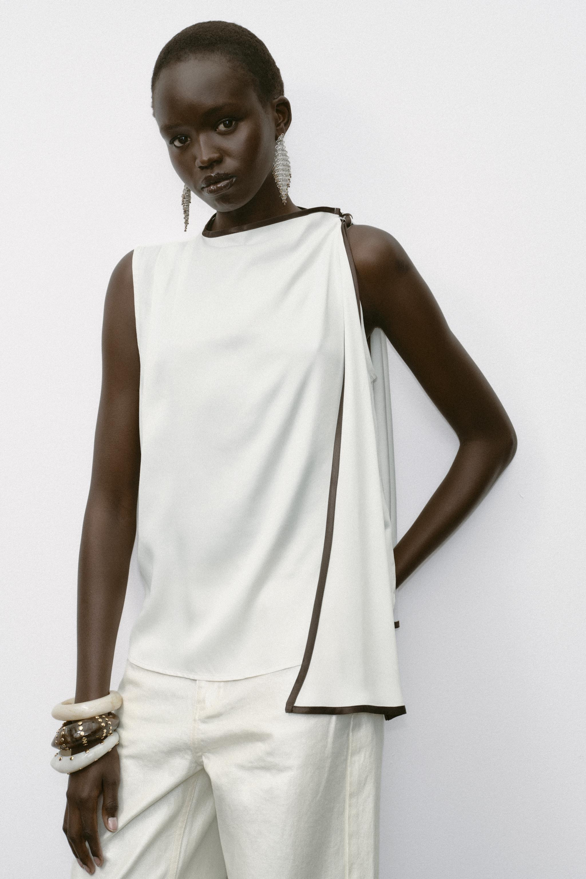 SATIN EFFECT BOW TRIM TOP | Zara US