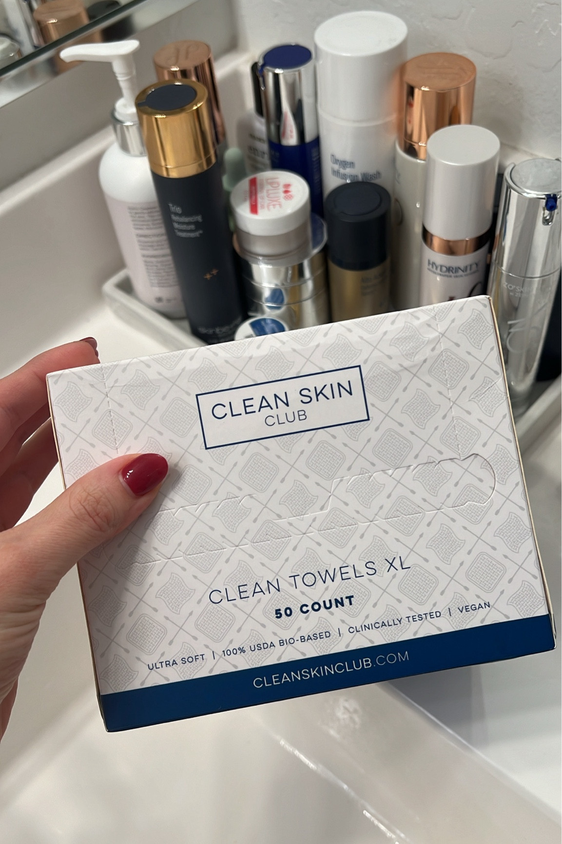 Obsessed with these face towels! There’s so much bacteria on wash cloths no matter how much you wash them. These clean skin towels are the best!!

Beauty // skincare // face // Amazon finds 

#LTKbeauty