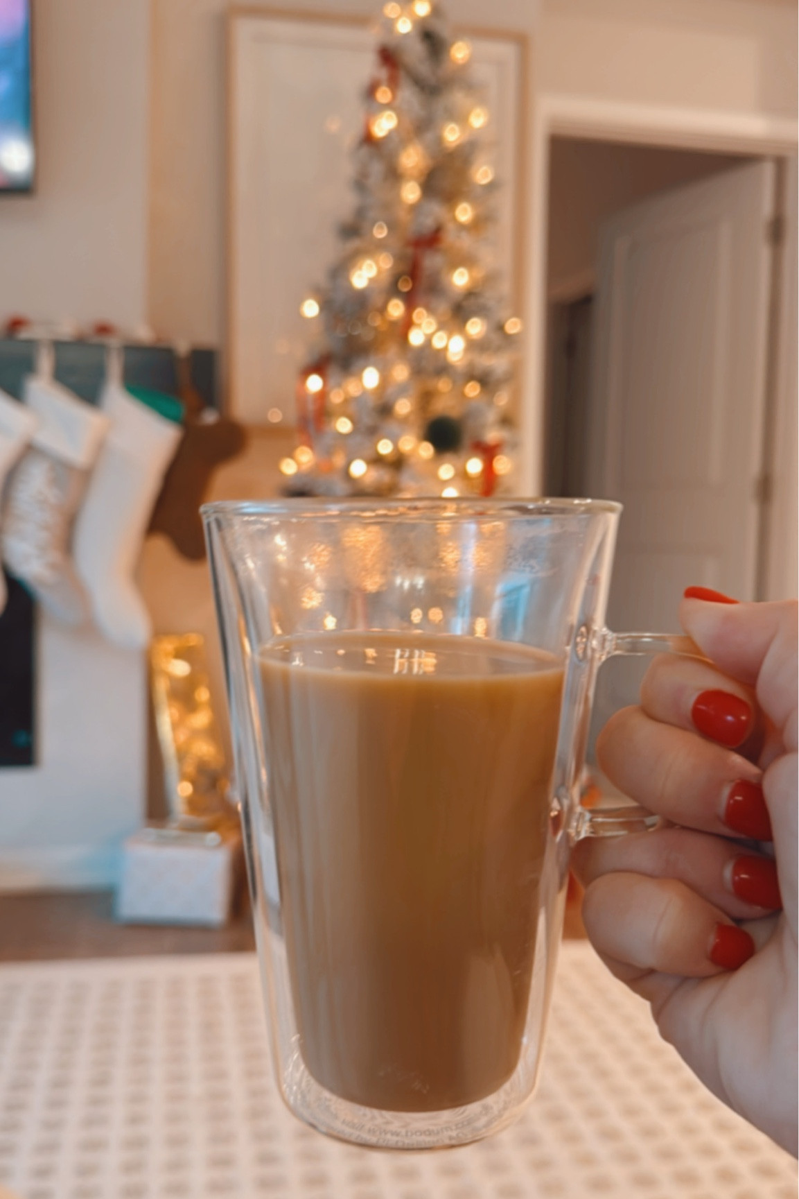 Double walled coffee mug! You can use with hot + cold drinks, dishwasher safe! 

#LTKGiftGuide #LTKFindsUnder100 #LTKHoliday