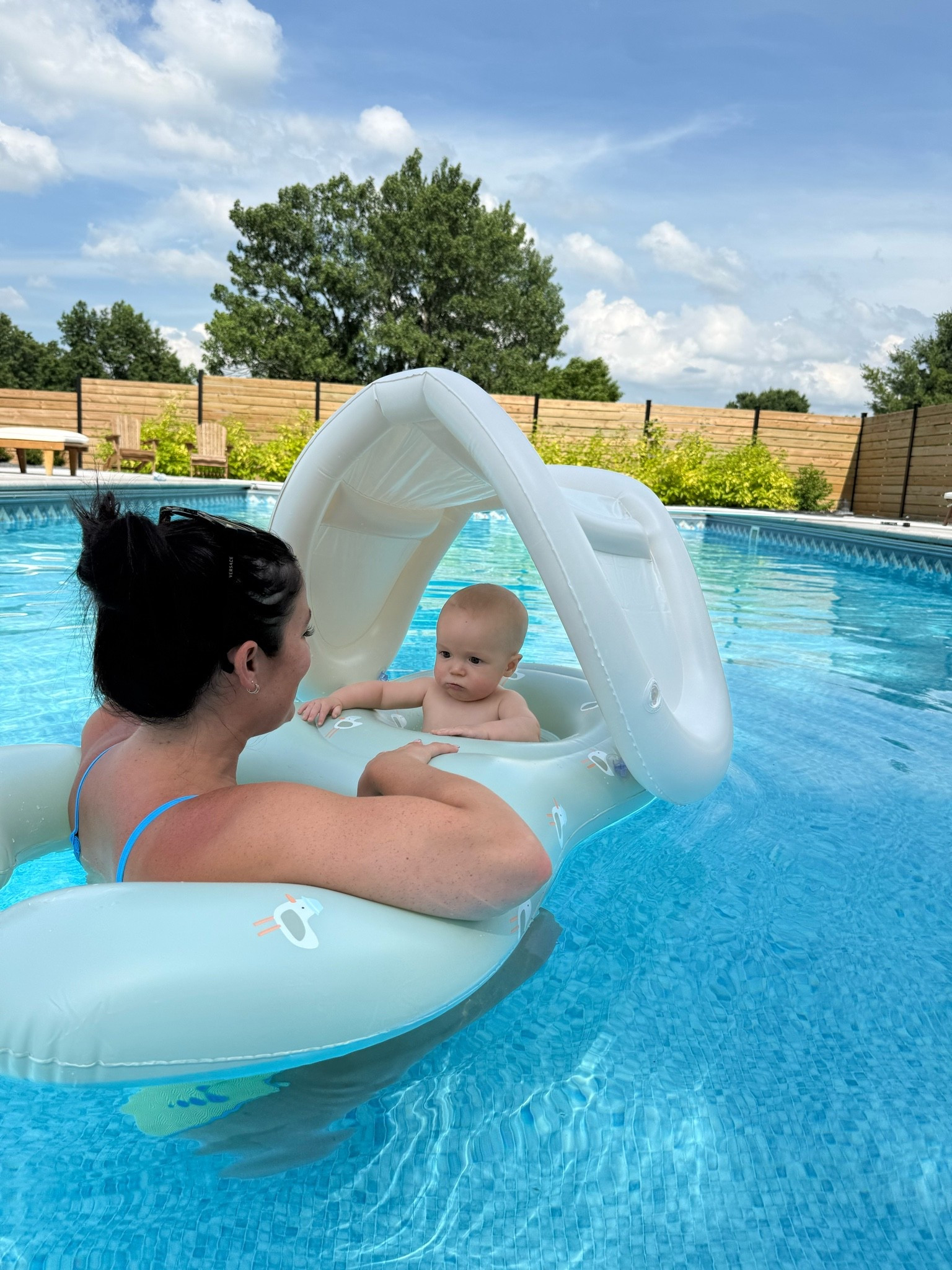 Pool floaty!