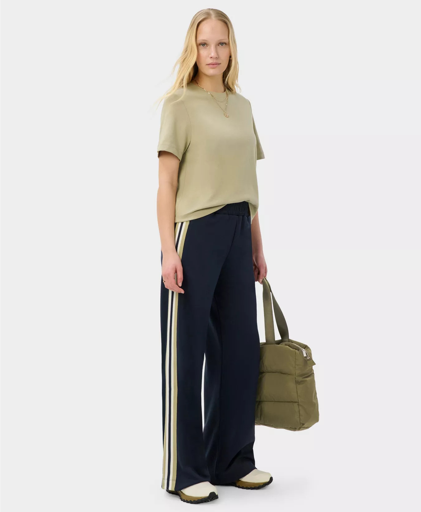 Linear Striped Wide Leg Trouser - Navy Blue | Women's Trousers & Yoga Pants | Sweaty Betty | Sweaty Betty UK