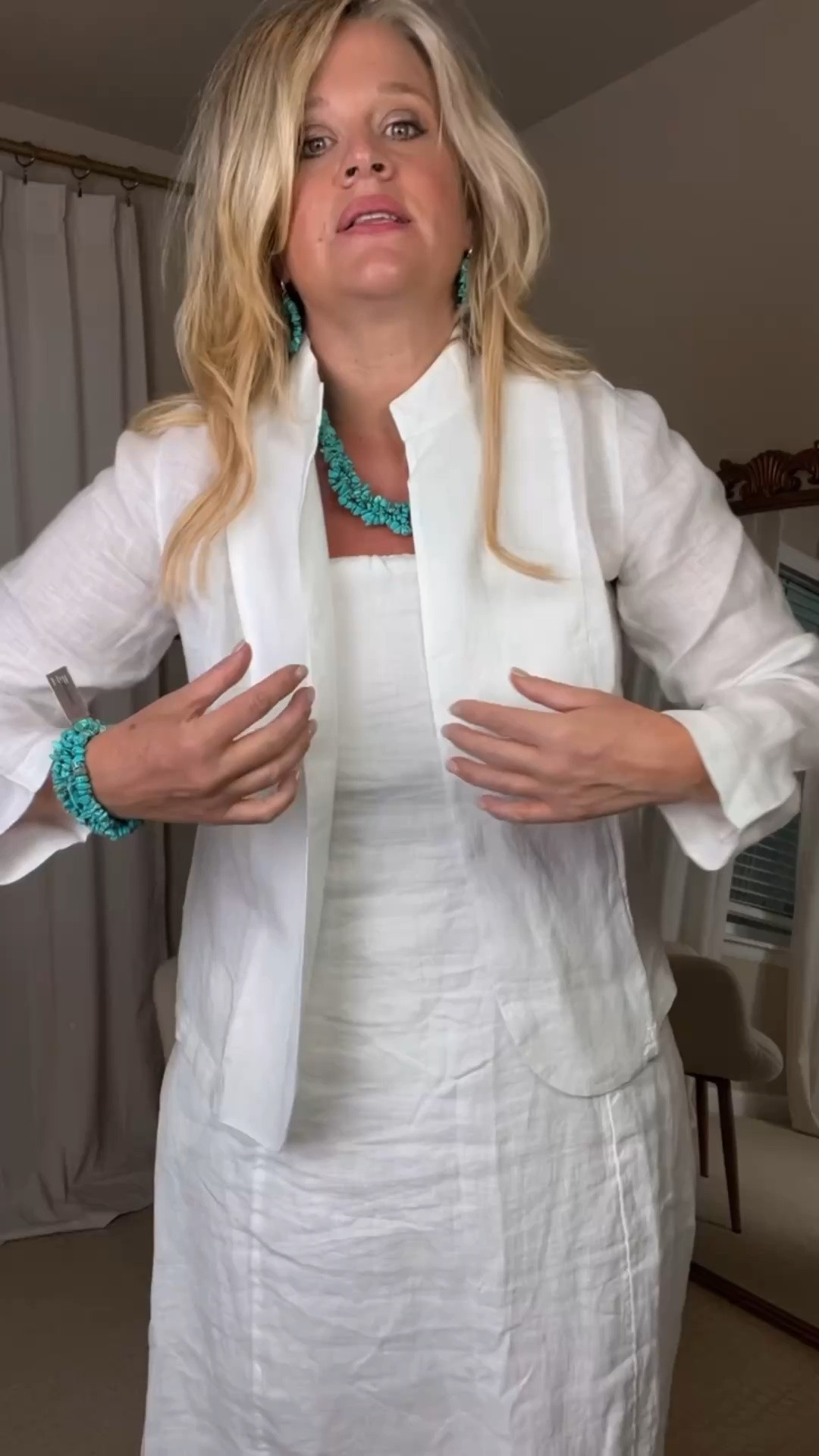 ✨Tap the bell, save and ❤️ for over 40 fashion, midlife style, midsize fashion and luxury looks for less. 

I don't recognize myself anymore...
I lost all my confidence for several
Years.

My arms felt too flabby. My belly felt too big. And nothing seemed flattering anymore.

For the longest time, I thought my body was the problem.
It wasn't.

Nobody taught us that some clothes lift the eye, some skim the body, and some create balance. 👑

The goal isn't to shrink yourself.
The goal is to understand what works.

💕 If you've ever felt this way, you're not alone.

Comment "RELIEF" and I'll send some of my favorite belly-friendly pieces.

👑 Helping you look good, feel good. — Lindsey Denver

Check back daily for belly-friendly style, confidence, and Outfit Physics™.

#LTKOver40 #LTKMidsize #LTKPlusSize

Comment SHOP below to receive a DM with the link to this post on my LTK ⬇ https://liketk.it/6foLq