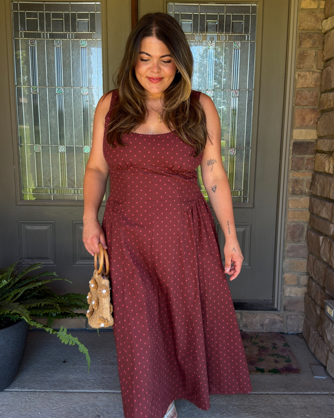 Special event summer dress with a built in bra! Wearing xl 
 
I look for cotton when shopping now, because for an outfit to look right and feel right, especially during summer, you need fabrics that are breathable and comfortable. When it comes to finding our personal style, this is just the beginning - follow along and let's do this dang thing together. When you’re shopping next, don’t forget to check the label for cotton! 
 
For links - like & say ‘need’ or ‘ootd’ 
 
@discovercotton #discovercotton #checkthelabel
@abercrombie