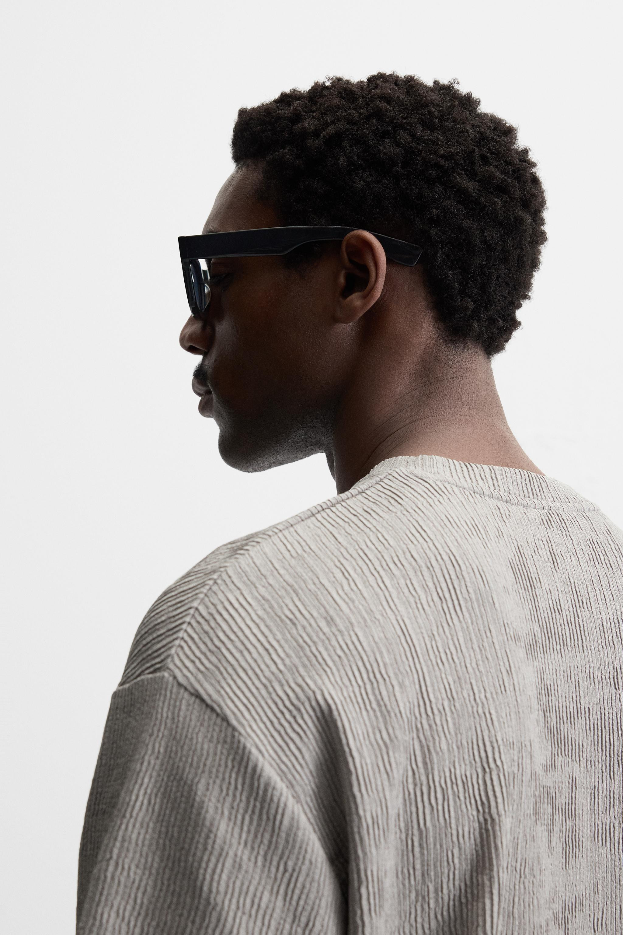 TEXTURED JACQUARD T-SHIRT | Zara US